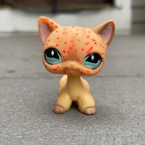 littlest pet shop shorthair cat with spots #886